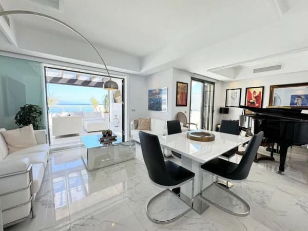 Immobilie in Wietzendorf - Luxuriöses Penthouse in erster Strandreihe mit 200 m² Terrasse und atemberaubendem Meerblick. - Bild 3