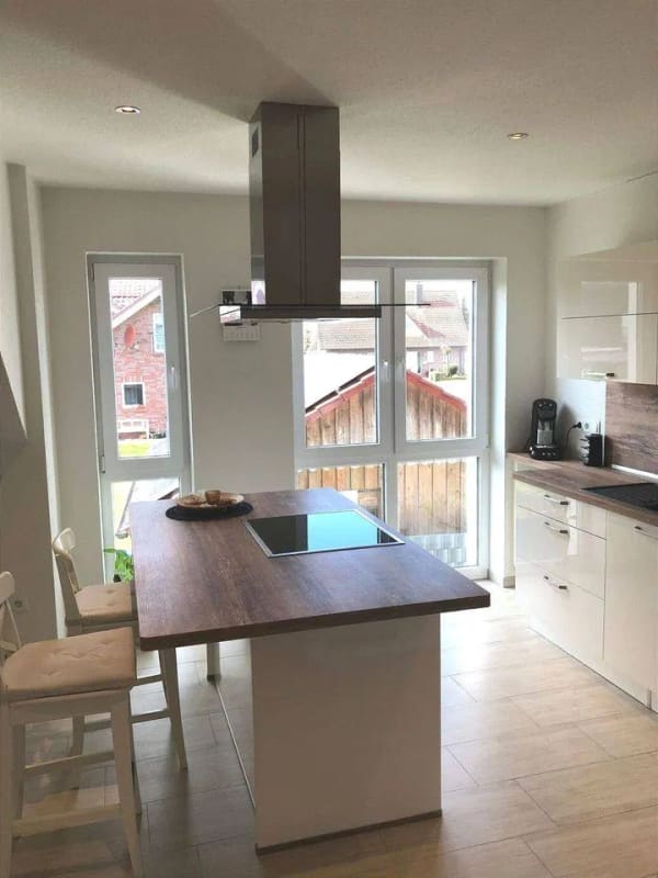 Immobilie in Löningen - Top-Eigentumswohnung mit Balkon! Blick ins Grüne! Gepflegte und geräumige 2 ZKB mit EBK, HWR und CARPORT! - Bild 0