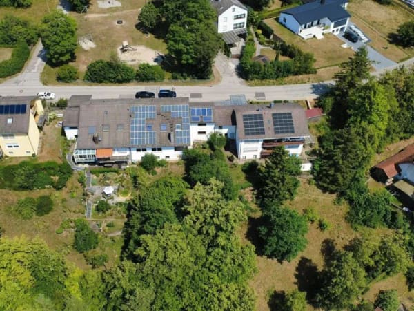 Immobilie in Beratzhausen - Exklusives Wohnhaus im Bungalow-Stil in begehrter Lage  - Bild 2