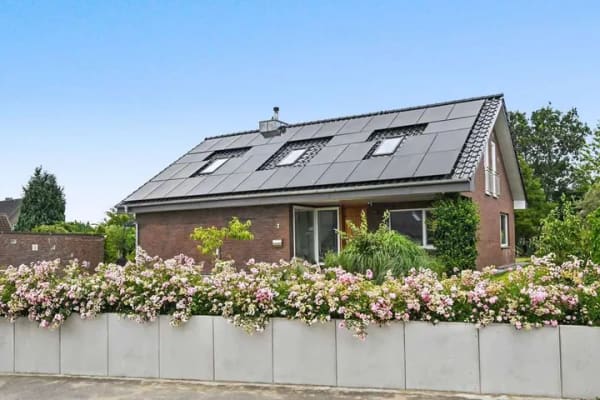 Immobilie in Neuwittenbek - Ankommen und Wohlfühlen – in Ihrem modern sanierten, sofort bezugsfertigen Zuhause. - Bild 0