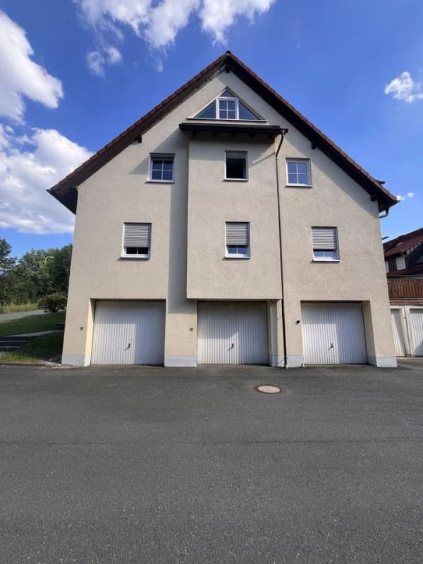 Immobilie in Bindlach - Attraktive 4-Zimmer-Eigentumswohnung mit Terrasse, Einbauküche, Garage und Stellplatz - Bild 4