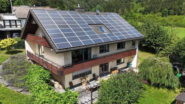 Immobilie in Zierenberg - Hochwertiges Ein- bis Zweifamilienhaus in bester Wohnlage von Zierenberg - Bild 0