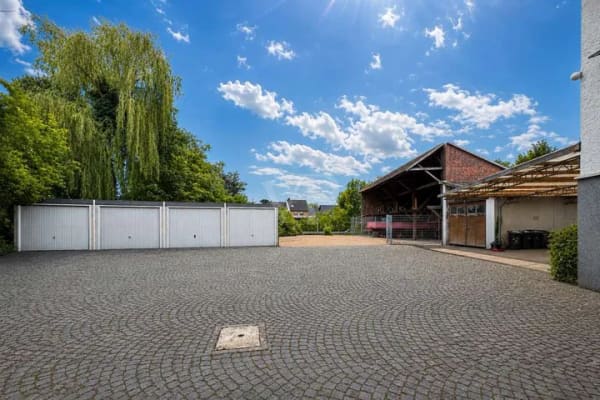 Immobilie in Swisttal - Vielseitiges Mehrfamilienhaus mit Investitionspotenzial und guter Rendite - Bild 2