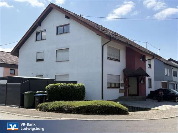 Immobilie in Löchgau - Sofort frei: großzügige 3,5-Zimmer-ETW mit Dachterrasse und Stellplatz, in schöner,ruhiger Randlage - Bild 0