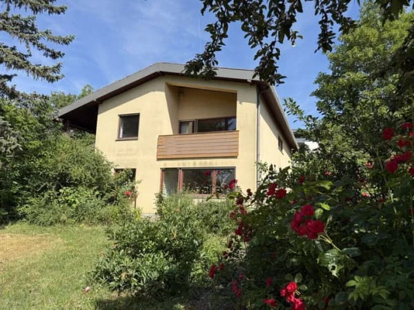 Immobilie in Rothenburg ob der Tauber - Großzügiges Einfamilienhaus mit Einliegerwohnung und großem Gartengrundstück in Rothenburg o. d. T. - Bild 1