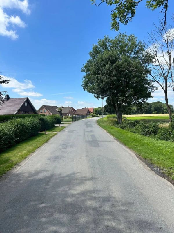 Immobilie in Drochtersen - Teilsaniertes Familienwohnhaus auf großem Grundstück  - Bild 3