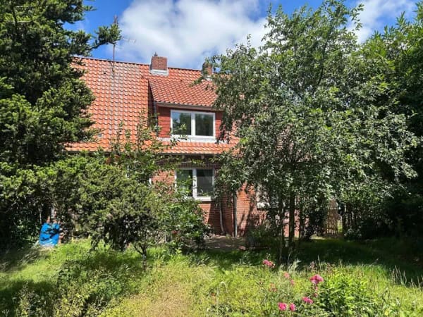 Immobilie in Drochtersen - Teilsaniertes Familienwohnhaus auf großem Grundstück  - Bild 4