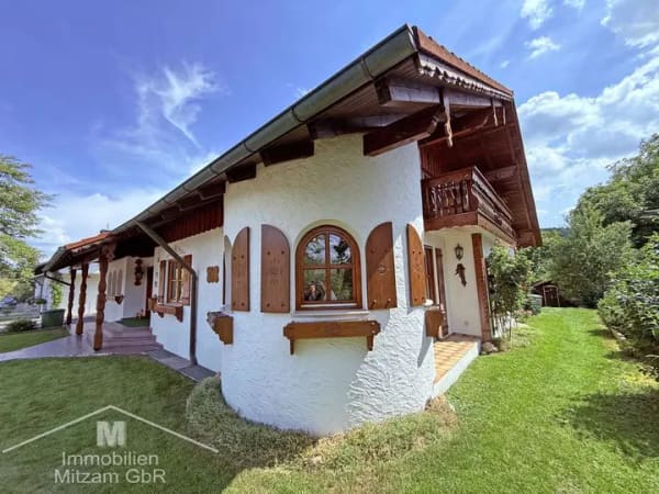 Immobilie in Walting - Gepflegter Bungalow in traditioneller Bauweise mit Garage u. Ausbaureserve mitten im Altmühltal - Bild 2