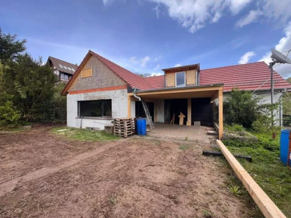 Immobilie in Meinhard - Mehrfamilienhaus mit 3 Wohneinheiten teilsaniert - Bild 2