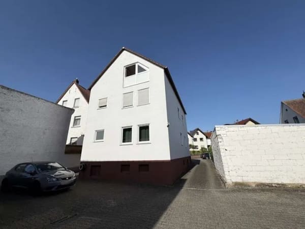 Immobilie in Friedberg (Hessen) - Mehrfamilienhaus mit 3 Wohneinheiten in Bruchenbrücken! - Bild 2
