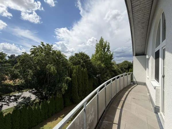 Immobilie in Burgrieden - Großzügige 2-Zimmer-Wohnung mit sonnigem Balkon - Bild 0