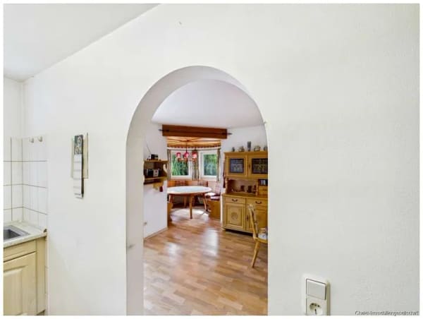 Immobilie in Kammlach - Tradition trifft Möglichkeiten: Einfamilienhaus mit großzügigem Raumangebot - Bild 4