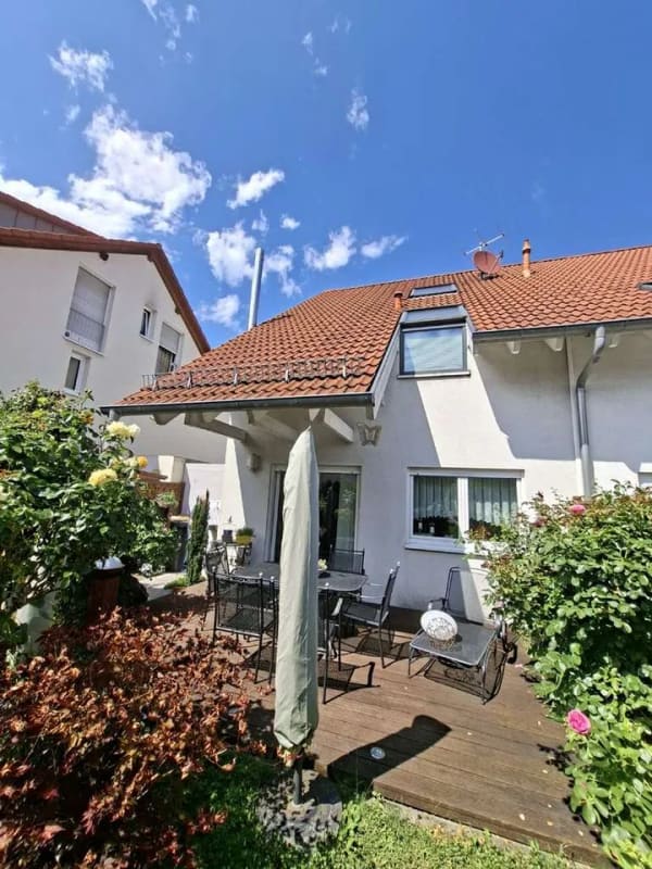 Immobilie in Steinenbronn - Familienfreundliches Zuhause mit sonnigem Garten - Bild 0