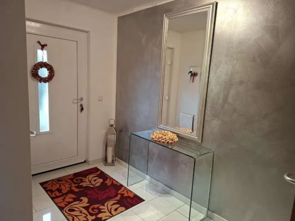 Immobilie in Steinenbronn - Familienfreundliches Zuhause mit sonnigem Garten - Bild 3