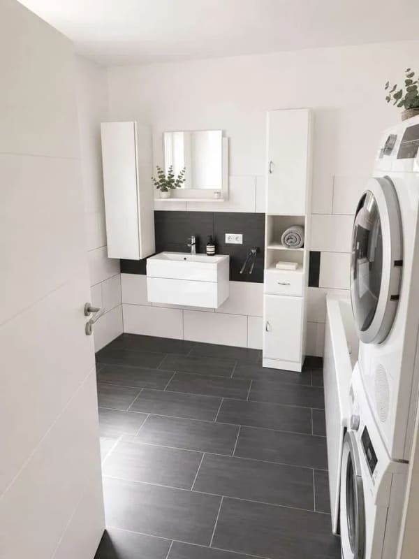 Immobilie in Neuburg an der Donau - Zentrale 70 m² Wohnung in Neuburg - ideal vermietet und attraktiv für Investoren. - Bild 2