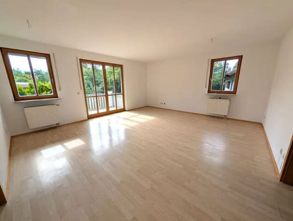 Immobilie in Isen - "3-Zimmer-Wohnung + 2-Zimmer-Wohnung - 142 m² Fläche" - Bild 1