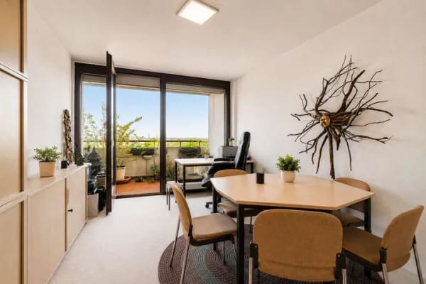 Immobilie in Endingen - Exklusives Penthouse mit großzügigen Dachterrassen, Sauna und Panoramablick über den Kaiserstuhl - Bild 3