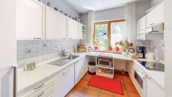Immobilie in Randersacker - Familienfreundliches Reihenmittelhaus mit Sauna, Garage und herrlichem Fernblick ins Grüne - Bild 3