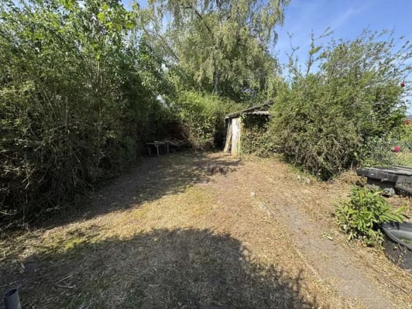 Immobilie in Schallodenbach - Schallodenbach - Renovierungsbedürftiges Einfamilienhaus mit Garage
 - Bild 2