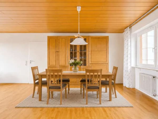 Immobilie in Hemmingen - Wohnen mit Weitblick: großzügige 4,5-Zimmer-Wohnung mit sonniger Süd-Loggia! - Bild 4