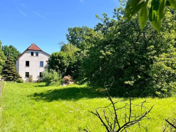 Immobilie in Leopoldshöhe - Solides Ein- bis Zweifamilienhaus mit Entwicklungspotenzial auf großem Grundstück - Bild 4