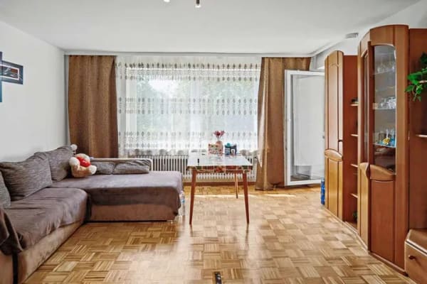 Immobilie in Gerzen - Mehrfamilienhaus mit 3 Wohnungen  und Entwicklungsbedarf in Gerzen - Bild 2