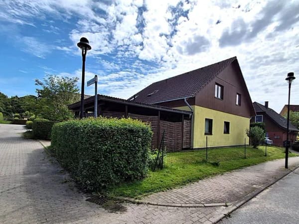 Immobilie in Stralsund - Schönes Einfamilienhaus mit Einliegerwohnung in Stralsund - ruhige Lage! - Bild 1
