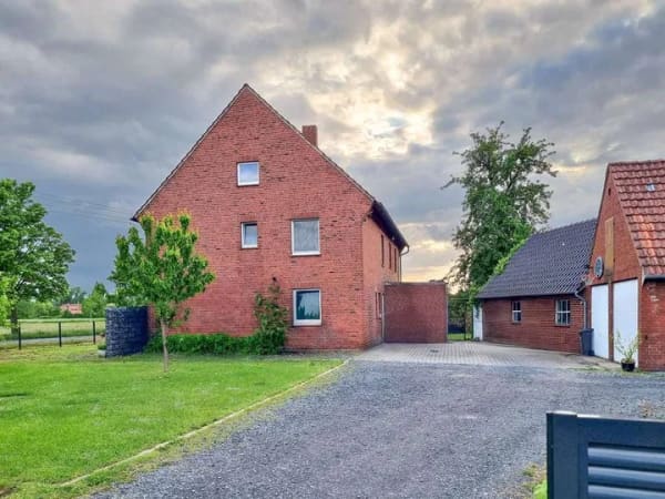 Immobilie in Drensteinfurt - Wohnen im Grünen – großzügiges Zweifamilienhaus mit Ausbau- und Entwicklungspotenzial - Bild 4