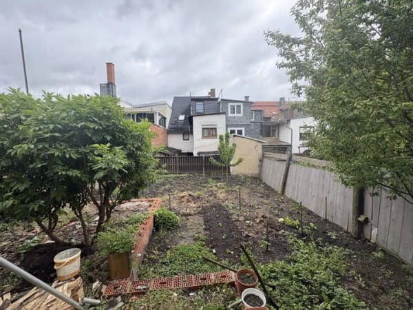 Immobilie in Königsee - Wohn- und Geschäftshaus mit Garten im Herzen von Königsee - Bild 1
