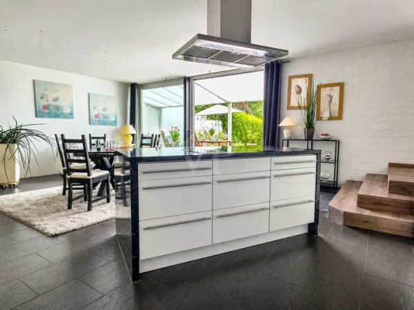 Immobilie in Tuchenbach - VON POLL | Großzügige Architektur in unverbaubarer Naturlage - Bild 4