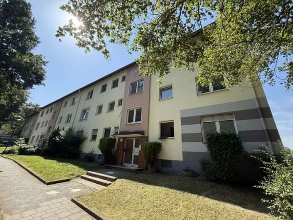 Immobilie in Koblenz - Charmante 2-Zimmer-Wohnung mit Balkon in Koblenz-Niederberg - Bild 0