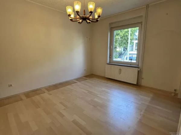 Immobilie in Betzdorf - Großzügiges Einfamilienhaus mit Garten und Ausbaupotenzial - Bild 2