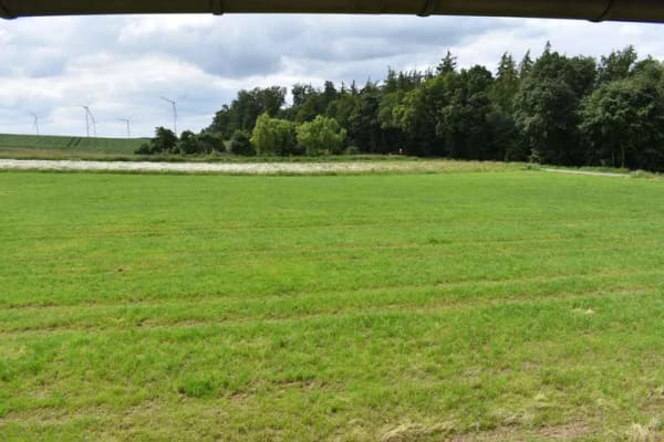 Immobilie in Bilshausen - Hofstelle: Wohnhaus u. massive Stallungen auf 1,3ha Grundstück - Bild 4