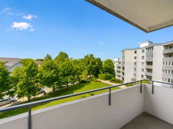 Immobilie in Flensburg - Erstbezug nach Modernisierung: Helles Apartment mit West-Balkon in Flensburg-Engelsby - Bild 2