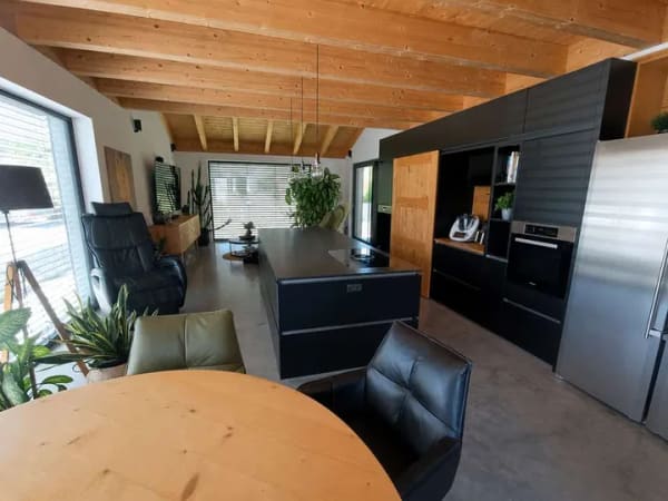 Immobilie in Außernzell - Architektenhaus mit Pool, Einliegerwohnung und KfW-40-Plus-Standard - Bild 1