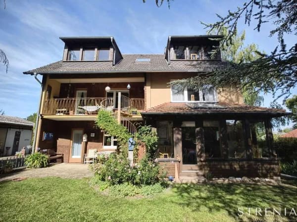 Immobilie in Flomborn - Idyllisches, weitläufiges Anwesen mit Charakter | Großes Wohnhaus mit Nebengebäude - Bild 3