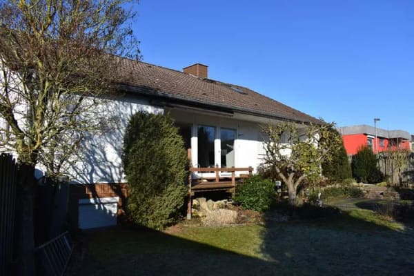 Immobilie in Bovenden - Wundervolles EFH mit Blick zur Plesse im Kernort von Bovenden - Bild 0
