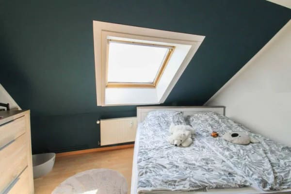 Immobilie in Giesen - Behaglichkeit pur: 2-Zi.-Dachgeschosswohnung in Vorstadtlage - Bild 2