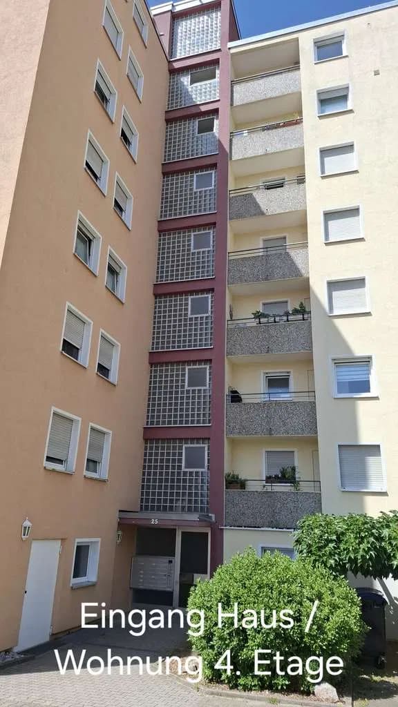 Immobilie in Hemmingen - Zuhause mit drei Zimmern und Balkon in Hemmingen - Bild 2