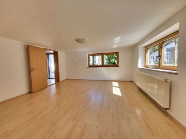 Immobilie in Marktoberdorf - Glück im Allgäu: schickes Einfamilienhaus in ruhiger Lage inklusive Werkstatt - Bild 3