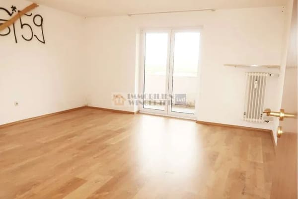 Immobilie in Regensburg - 2 Zimmer-Wohnung im Stadtwesten mit Südwestbalkon und Fernblick - Bild 0
