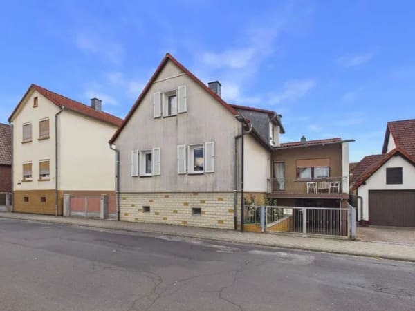 Immobilie in Glauburg - Viel Platz für Ihre Wohnideen –  Einfamilienhaus mit Potenzial und Gestaltungsspielraum in Glauburg - Bild 0