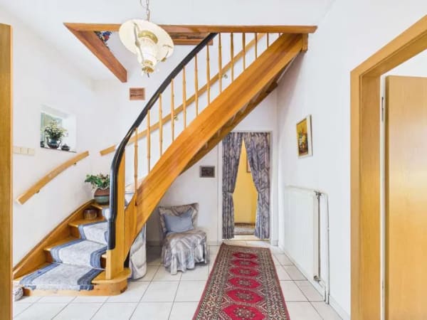 Immobilie in Glauburg - Viel Platz für Ihre Wohnideen –  Einfamilienhaus mit Potenzial und Gestaltungsspielraum in Glauburg - Bild 4