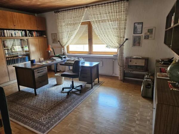 Immobilie in Lorsch - Wohnen mit Charakter: Einfamilienhaus mit gepflegtem Garten in Lorsch - Bild 2
