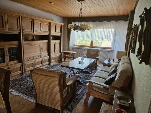 Immobilie in Lorsch - Wohnen mit Charakter: Einfamilienhaus mit gepflegtem Garten in Lorsch - Bild 3