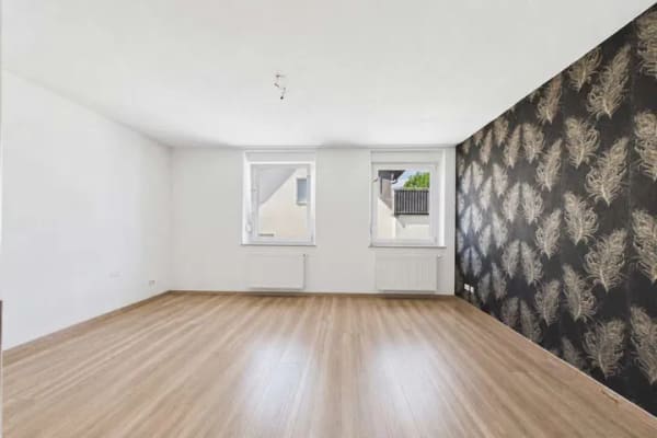 Immobilie in Obersulm - Großzügige 4-Zimmer-Wohnung mit 16 m² Balkon und viel Potenzial in Obersulm-Affaltrach - Bild 1