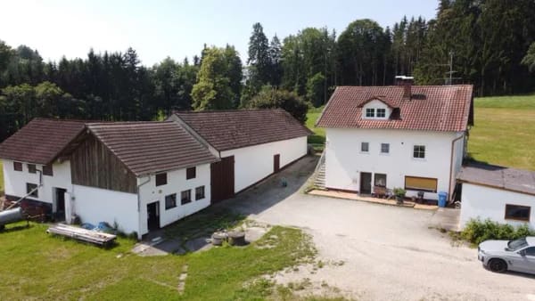 Immobilie in Wurmannsquick - Alleinlage mit Zukunft –Hofstelle auf großzügigem Grundstück inklusive genehmigtem Neubauprojekt - Bild 4