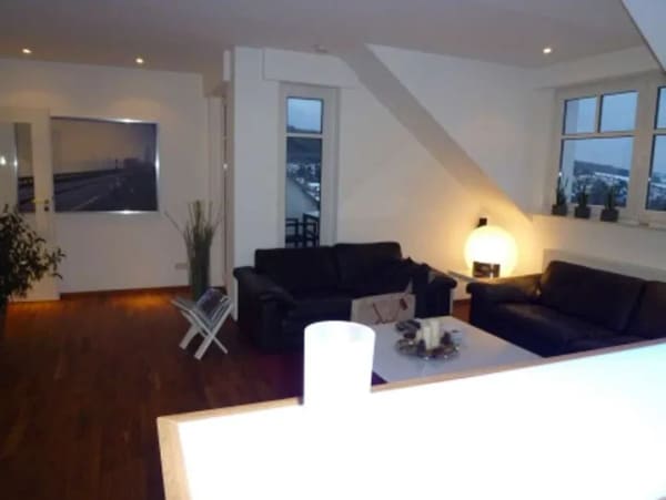 Immobilie in Balve - Provisionsfrei: Traumhafte Eigentumswohnung mit Balkon & einmaliger Aus- & Fernsicht über Balve - Bild 2