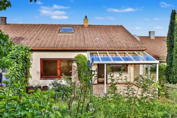Immobilie in Nattheim - Familienglück in ruhiger Wohnlage – Reihenmittelhaus mit schönem Garten in Nattheim - Bild 2