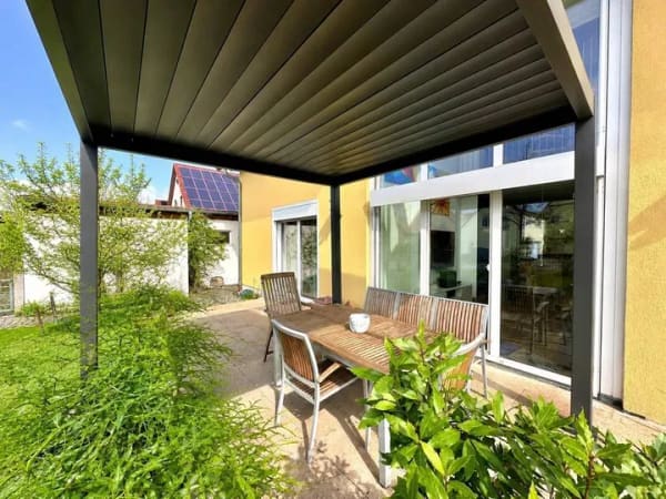 Immobilie in Mering - Energieeffizienter Wohntraum mit Stil & Funktion - Einliegerwohnung, zwei Garagenplätze, Wallbox! - Bild 2